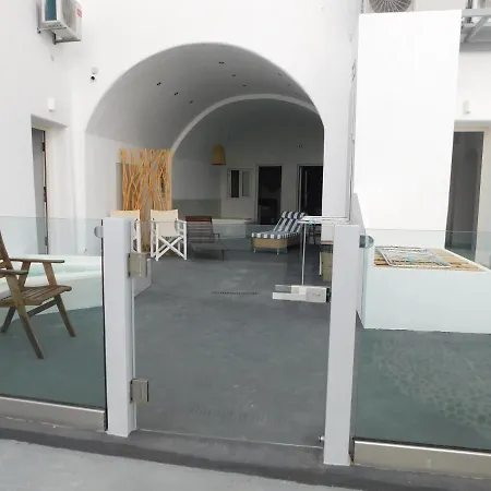 Center View Suites